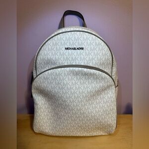 MK Michael Kors Medium White and Gray Size Backpack